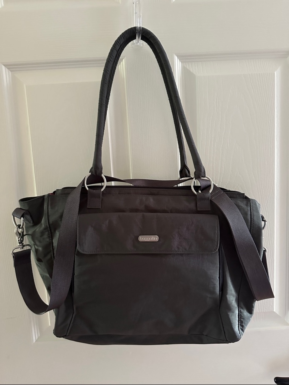 Baggallini Gray Tote Bag with Pink Lining and Shoulder Strap